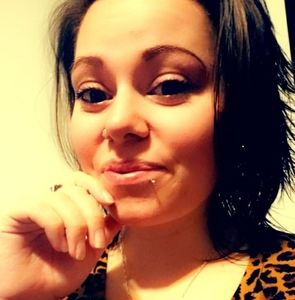 Meet your Posher, Cassie